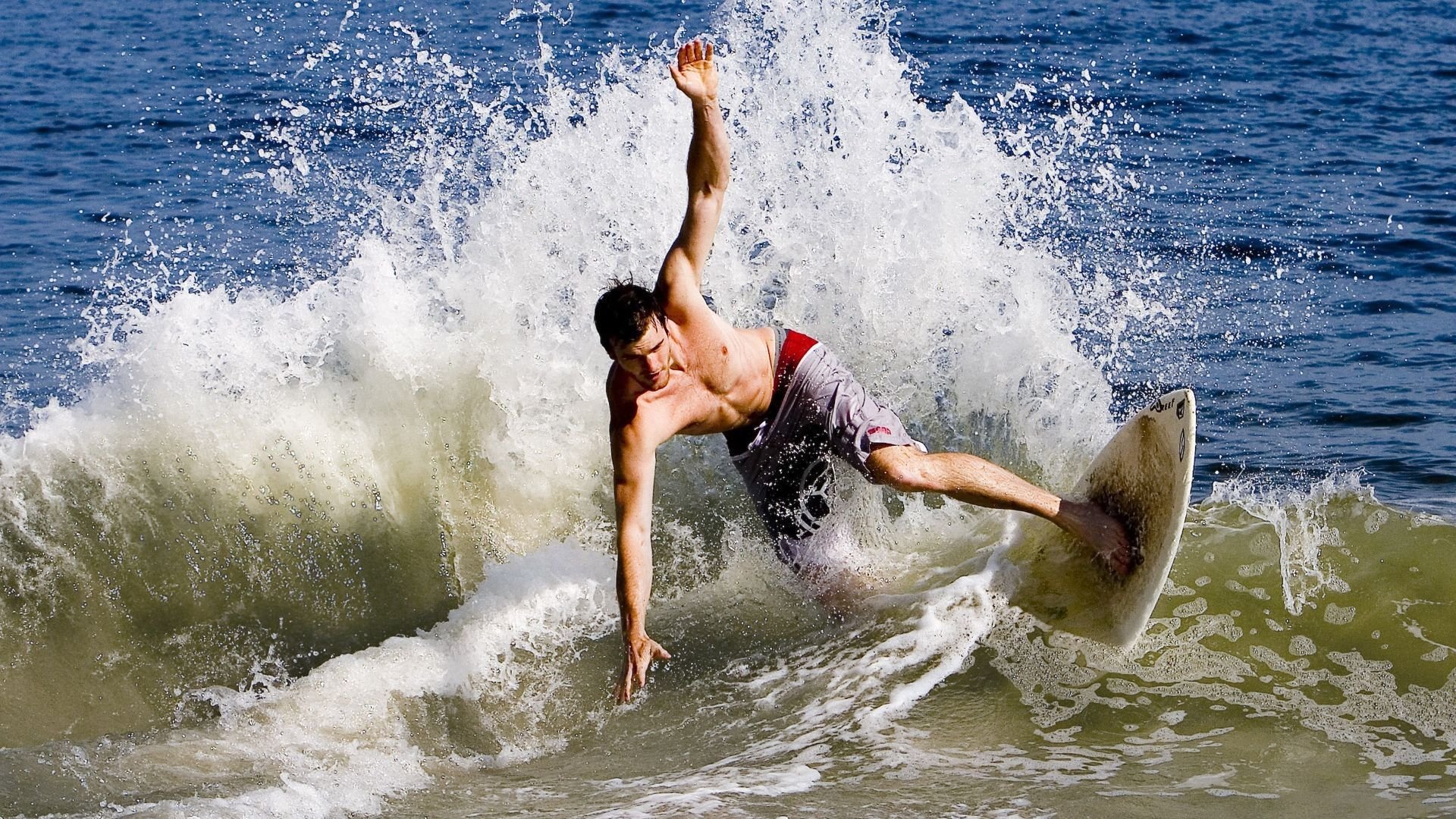 KAIYUNAPP-史上“火爆”快攻：速度与爆发力的极致展示，快速爆发力运动有哪些